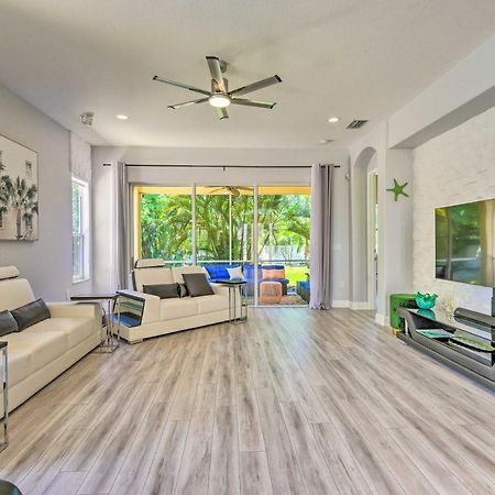 Sun-Soaked Sarasota Oasis With Pool And Hot Tub! Villa Екстериор снимка