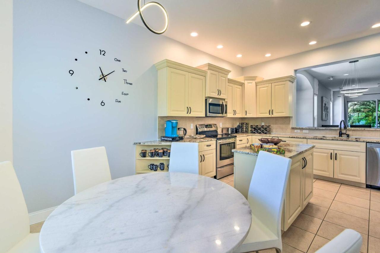 Sun-Soaked Sarasota Oasis With Pool And Hot Tub! Villa Екстериор снимка